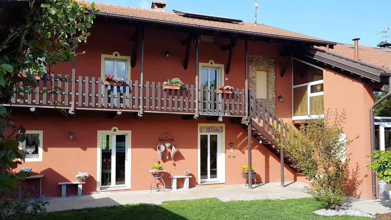 B&B La Cascina Di Monia E Mario Borgo Ticino Exteriér fotografie