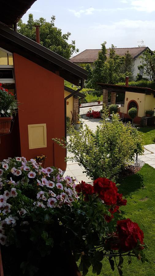 B&B La Cascina Di Monia E Mario Borgo Ticino Exteriér fotografie