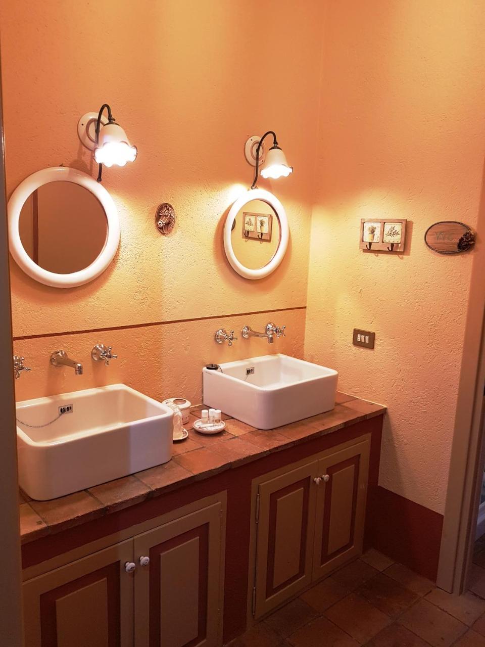B&B La Cascina Di Monia E Mario Borgo Ticino Exteriér fotografie