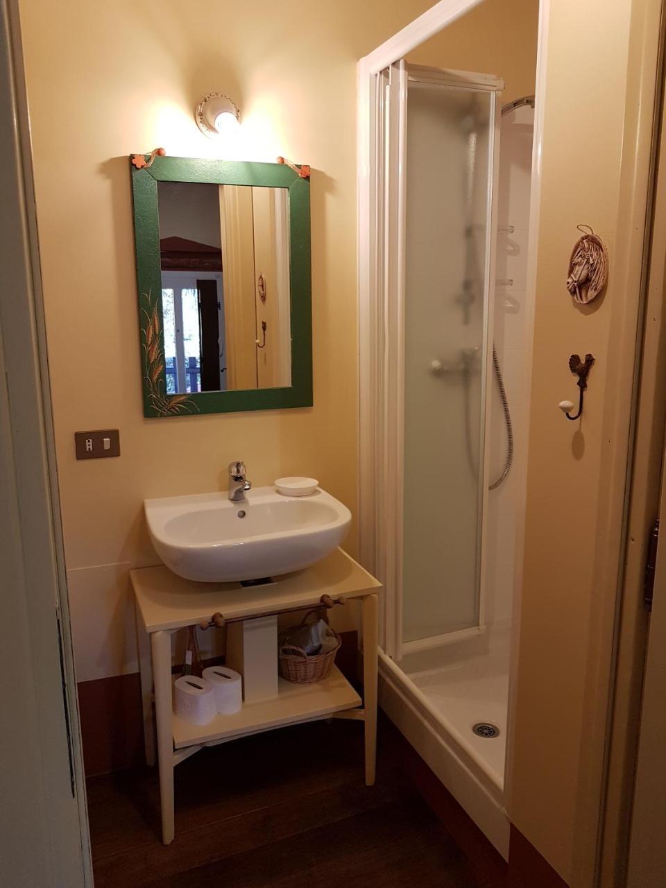 B&B La Cascina Di Monia E Mario Borgo Ticino Exteriér fotografie