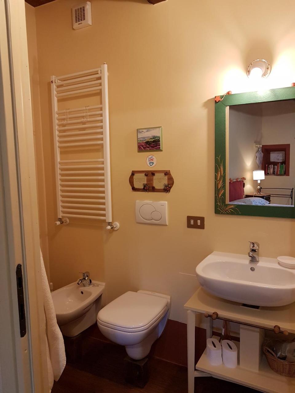 B&B La Cascina Di Monia E Mario Borgo Ticino Exteriér fotografie